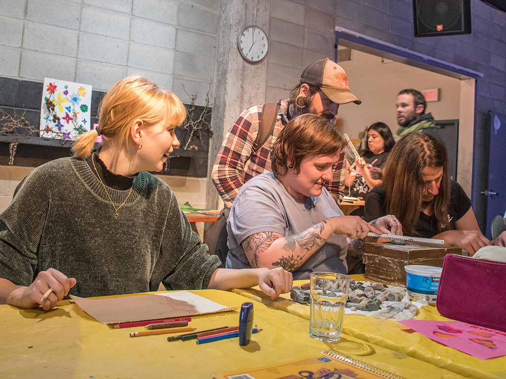 Ruche d'art du Tremplin 16-13 / Tremplin 16-30 Art Hive Ferme Les Broussailles 2022
