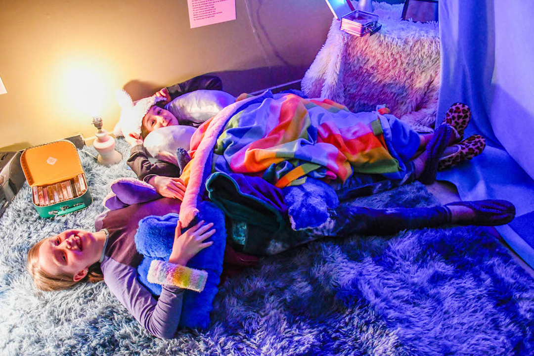 Ni un, ni deux, résidence en art social Tremplin 16-30 & ArtLab. Festival du Doux (2025). Anabelle Brochu & Lysanne Picard // Social art residency. 